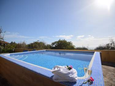 Großes Haus auf kanarischer Finca