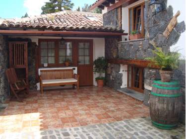 Urgemütliches Ferienhaus bei Garach