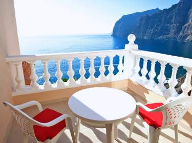 Apartment mit Balkon und Meerblick