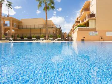 Geütliche Fewo mit Pool