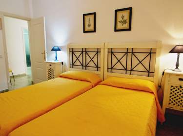 Ferienwohnung mit Balkon Ferienwohnung mit Balkon