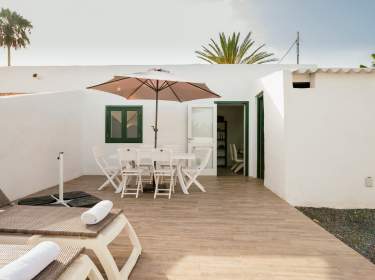 Haus mit Terrasse auf Strandfinca Haus mit Terrasse auf Strandfinca