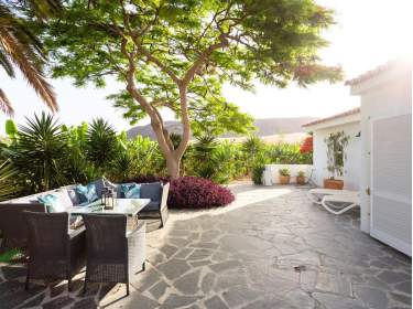 Gemütliches Ferienhaus für 6 Pers. Gemütliches Ferienhaus für 6 Pers.