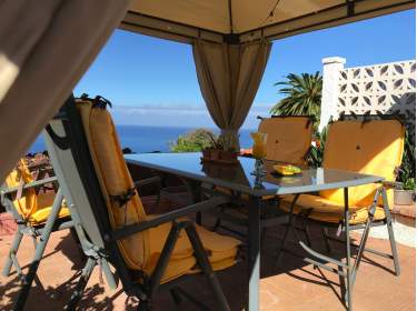 Haus mit Garten, Whirlpool, Pool