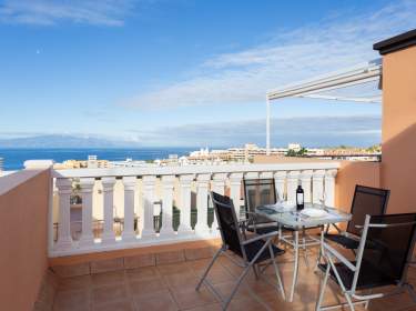 Ferienwohnung mit Pool & Traumblick