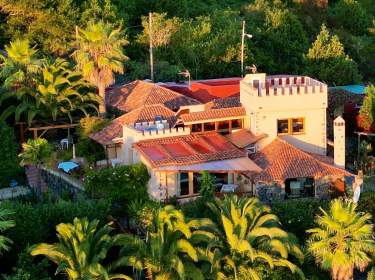 Wundervolle Finva mit Garten