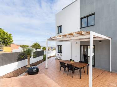 Ferienhaus mit Terrasse & Grill